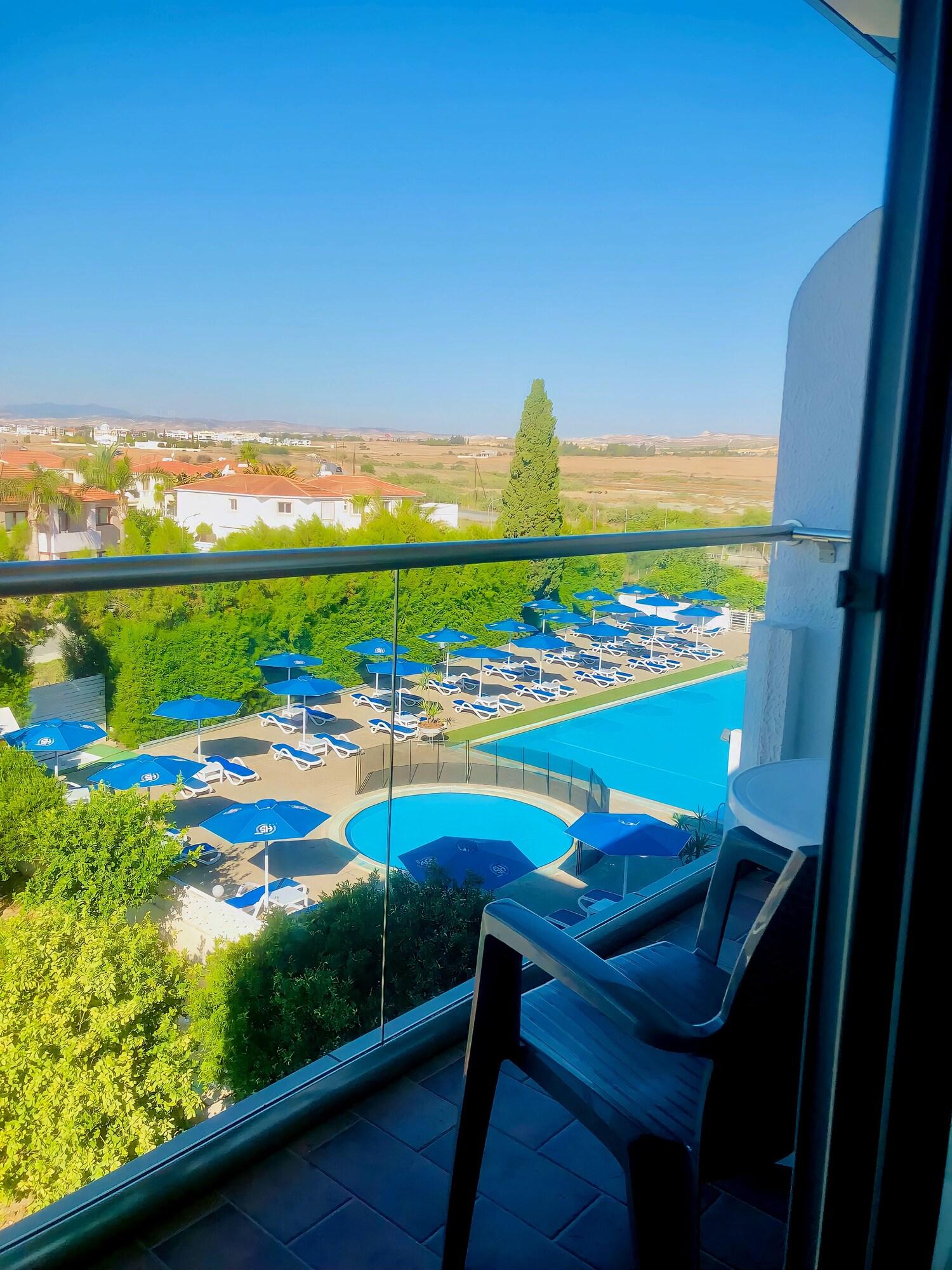 Sveltos Hotel Larnaca Exterior photo